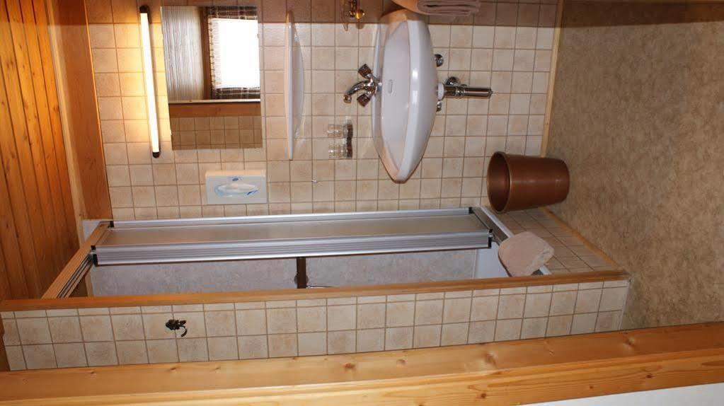 Gasthaus Oberweissen-Hittl Sankt Jakob in Defereggen Eksteriør bilde